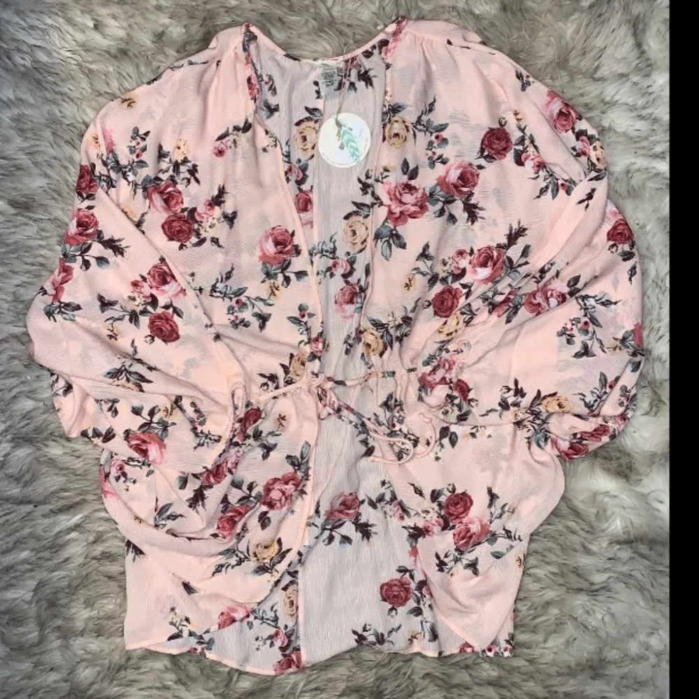 🎁🎁🎁 Pink/mauve rose floral Kimono top-Large